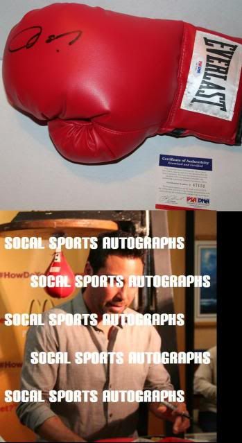 oscar de la hoya boxing gloves. OSCAR DE LA HOYA. Signed Red Everlast Leather Boxing Glove PSA COA. This autograph was obtained during a promotional appearance by Oscar De La Hoya in East