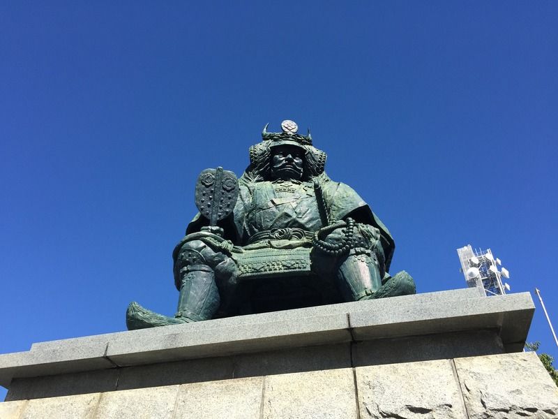甲府巿的標誌—「甲斐之虎」武田信玄公像