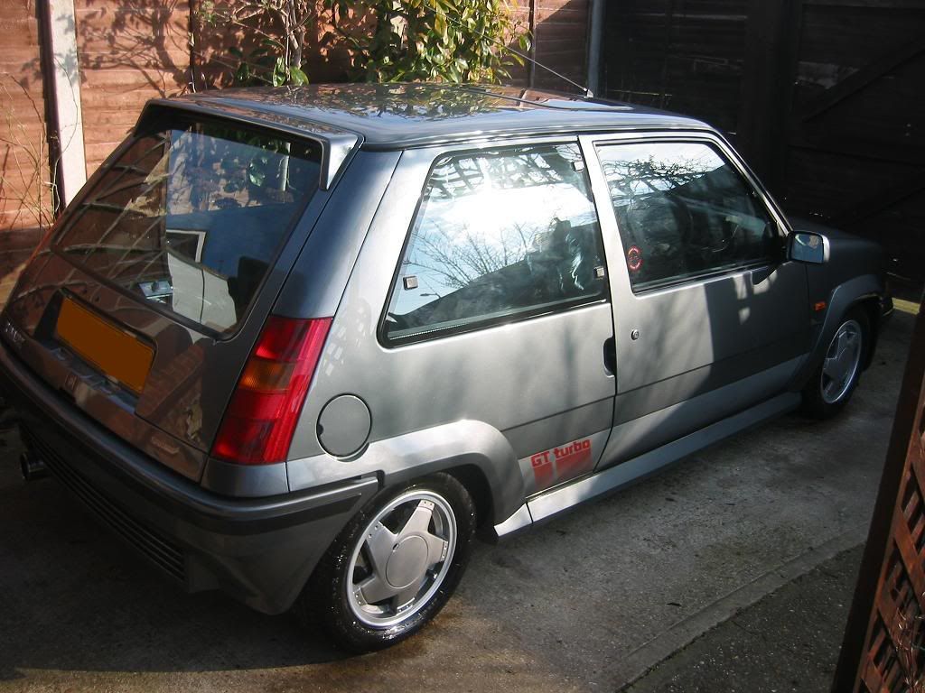 Get Jamie Shaw Carisma Automotive Images