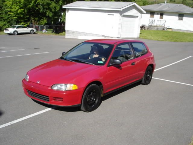 http://i100.photobucket.com/albums/m24/partsman_01/95redhatch2.jpg