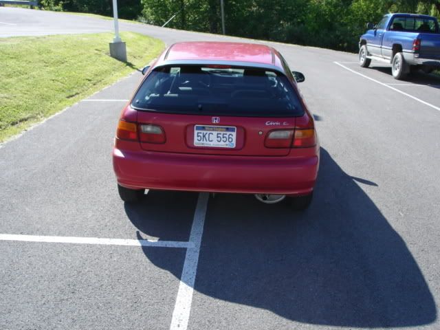 http://i100.photobucket.com/albums/m24/partsman_01/95redhatch7.jpg