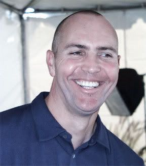 ... re arnold vosloo highfive a...