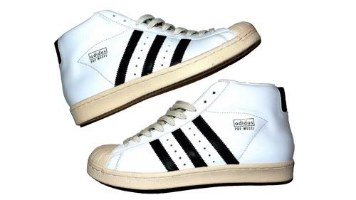 http://i100.photobucket.com/albums/m34/bgkt/DetailsofProModel1970-02.jpg