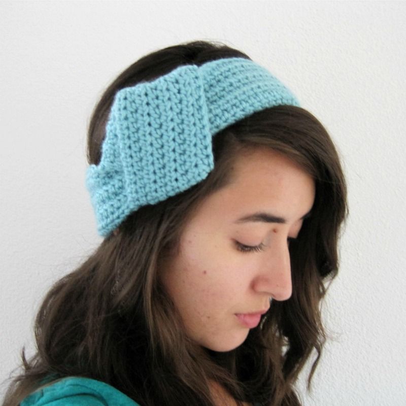 The Big Knot Headband: free crochet pattern | She's Got the Notion