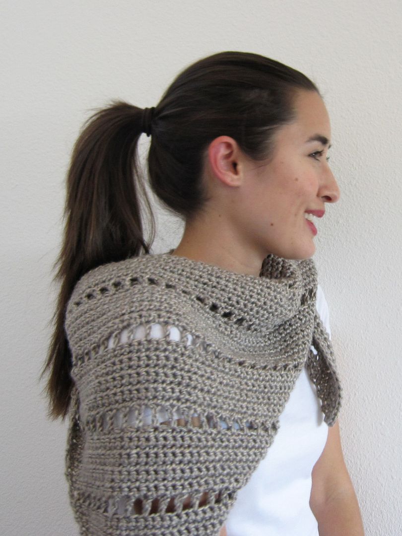 Royal Triangle Shawl (crochet) | She's Got the Notion