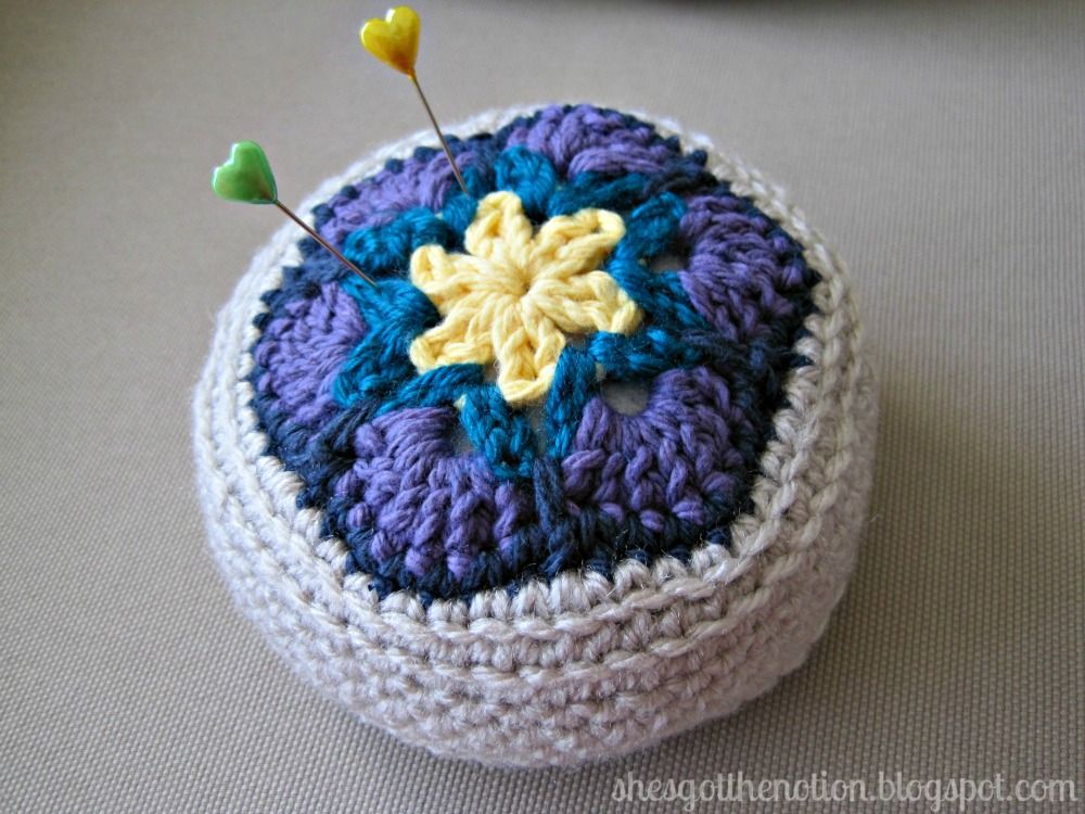 Crochet African Violet Pincushion | She's Got the Notion