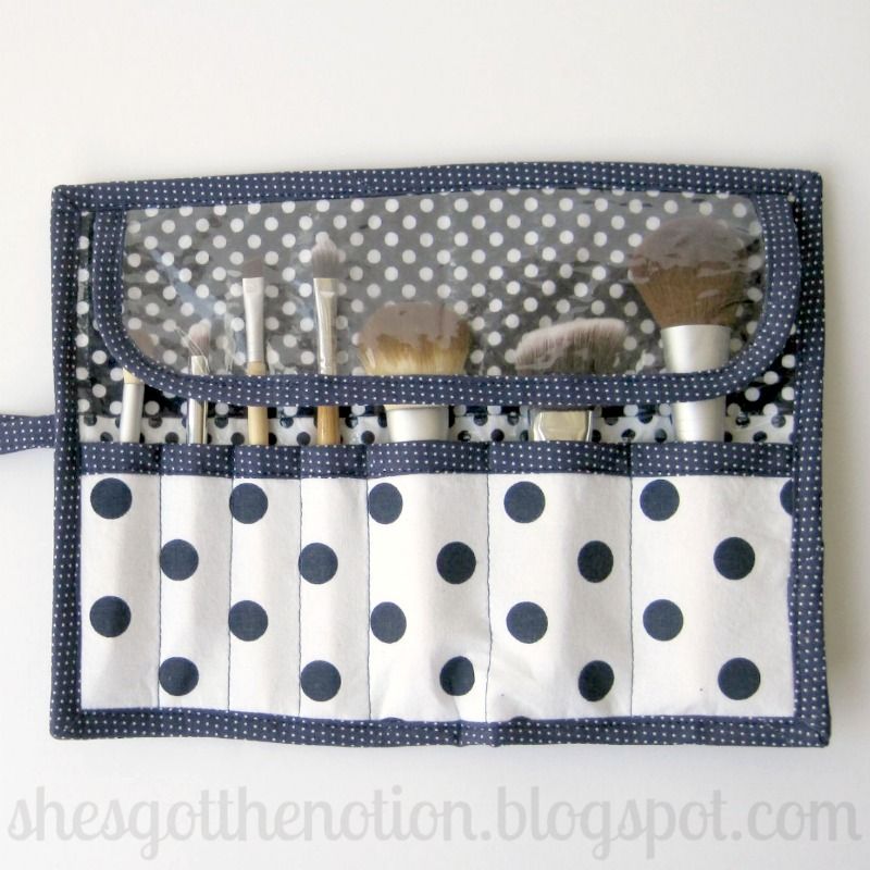 Travel in Style: Makeup Bag Sewing Tutorial | She's Got the Notion