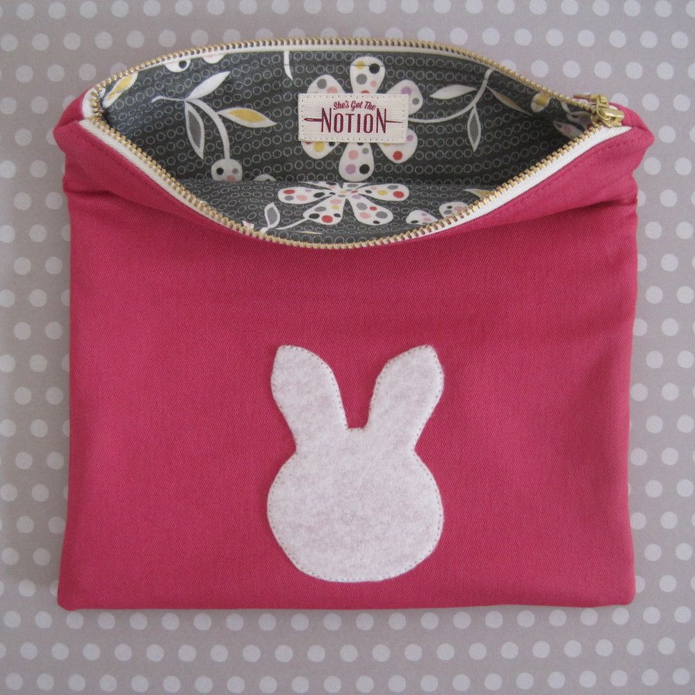 Bunny Fold Over Clutch: sewing tutorial | She's Got the Notion
