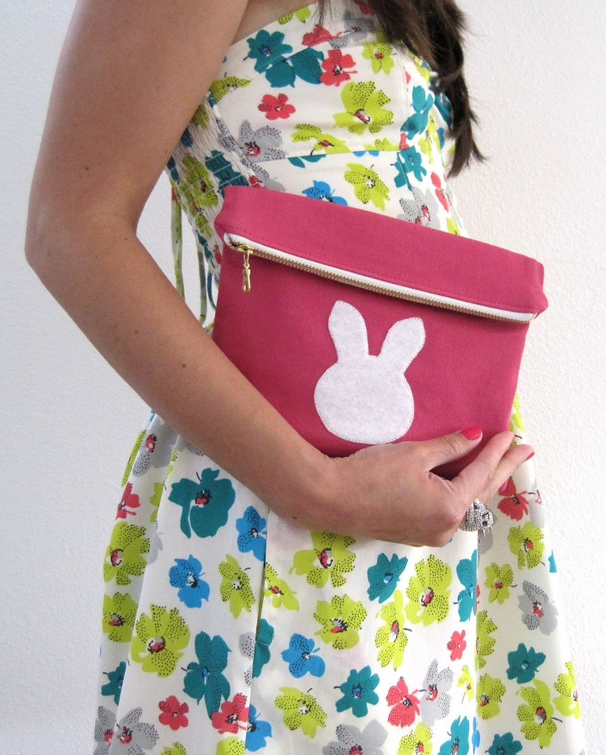 Bunny Foldover Clutch: sewing tutorial | She's Got the Notion