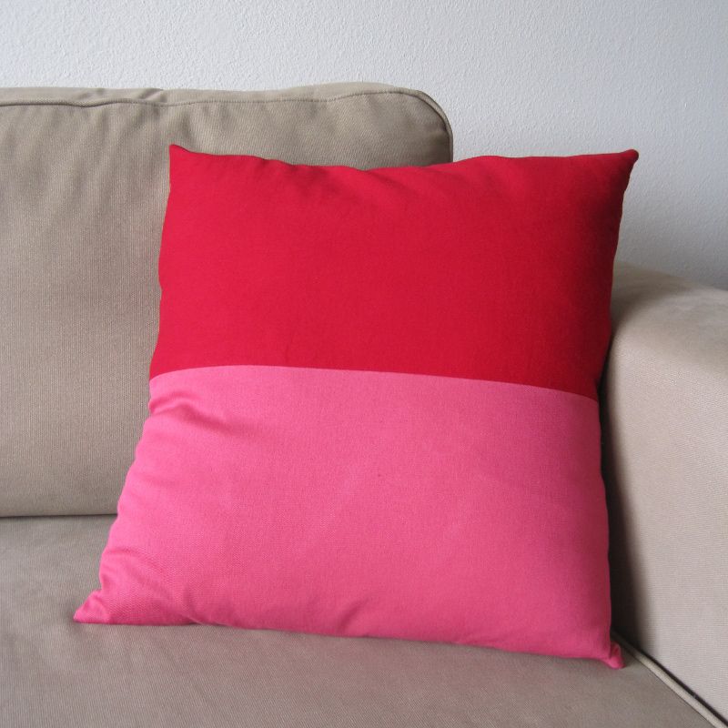 Color Block Pillow with Hidden Zipper. DIY Valentine's Day decor sewing tutorial | She's Got the Notion