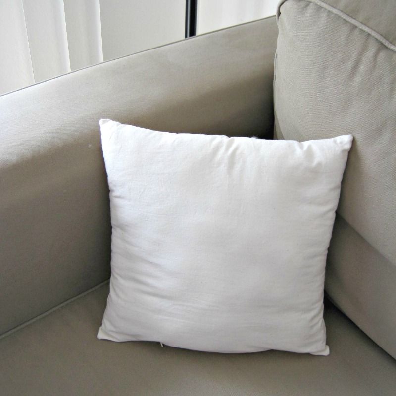 How to sew a pillow form with a zipper: sewing tutorial | She's Got the Notion