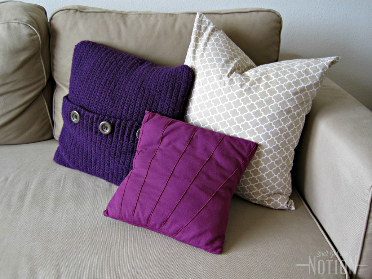 Easy Zippered Pillow Cover Sewing Tutorial | She's Got the Notion