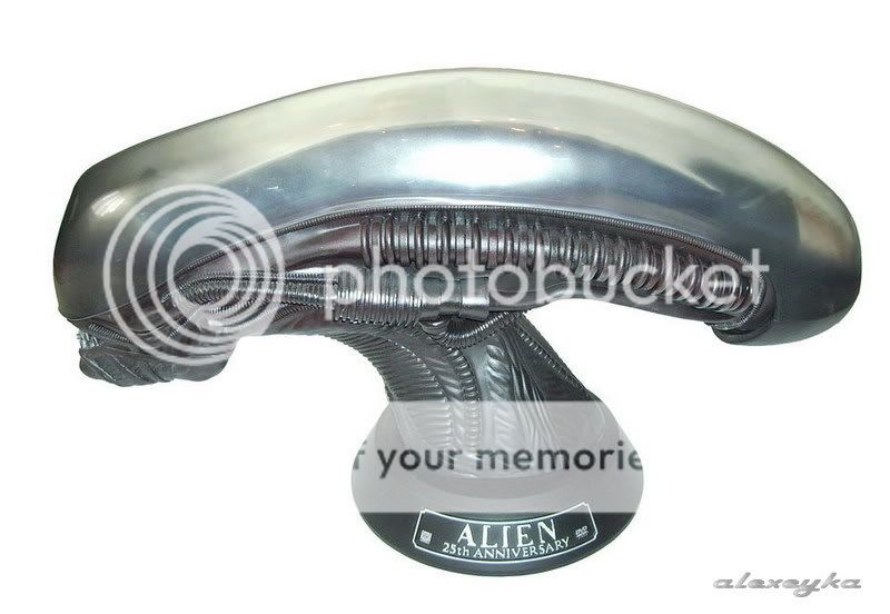 http://i100.photobucket.com/albums/m32/alexeyka/NEW%20R1-4/AlienHead1.jpg